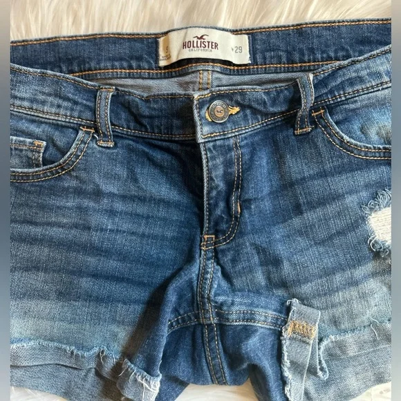 Hollister Women's Blue Denim Shorts - Picture 3 of 6